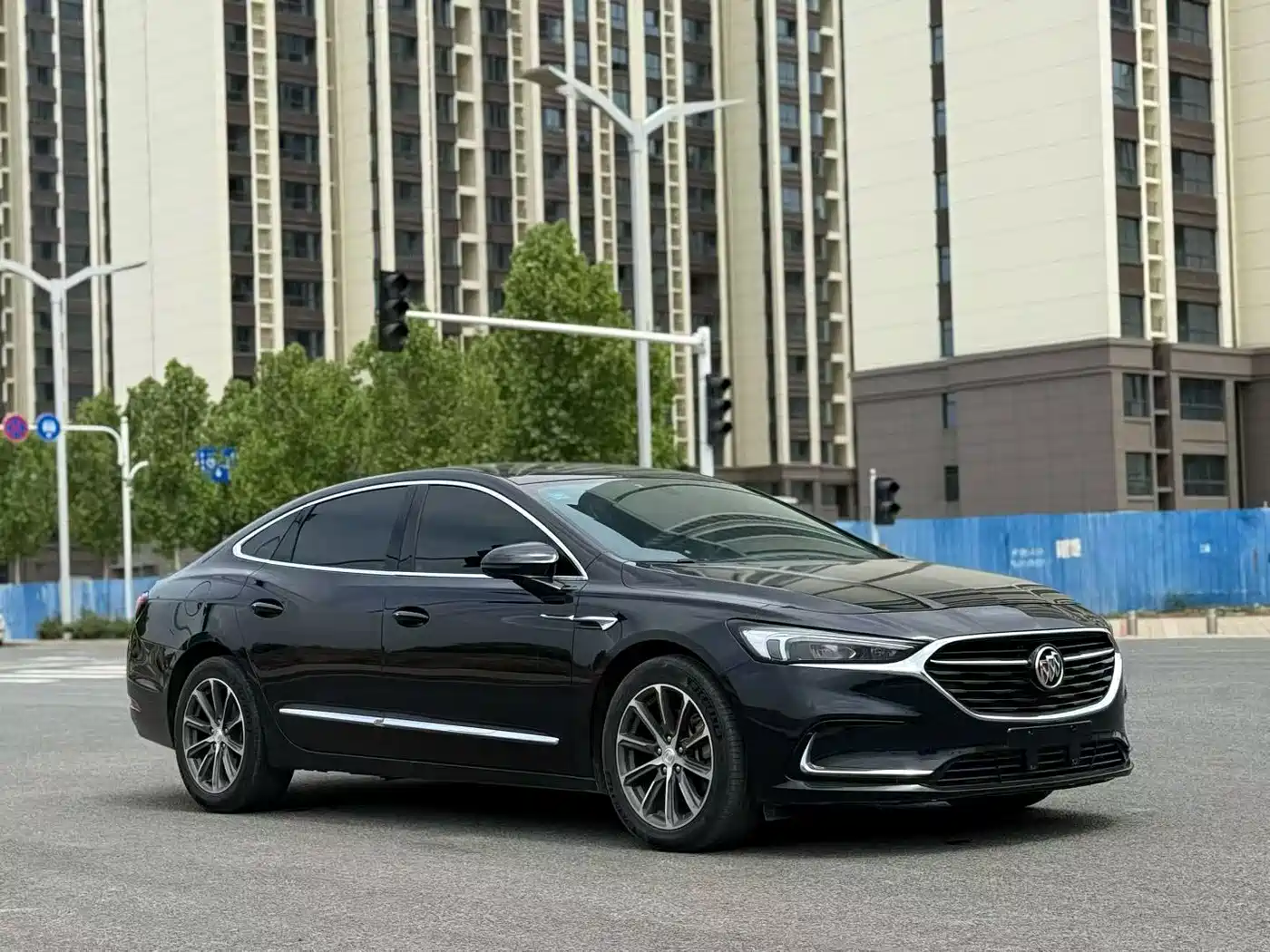 Buick LaCrosse 2019 28T Luxury Edition фото 3