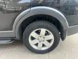 Photo 7 - Chevrolet Captiva