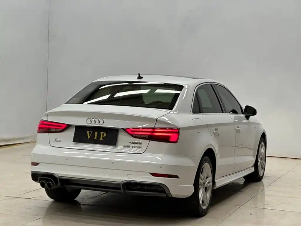 Photo 9 - Audi A3
