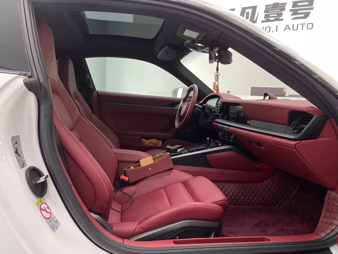 Porsche 911 2023 Carrera 3.0T фото 20