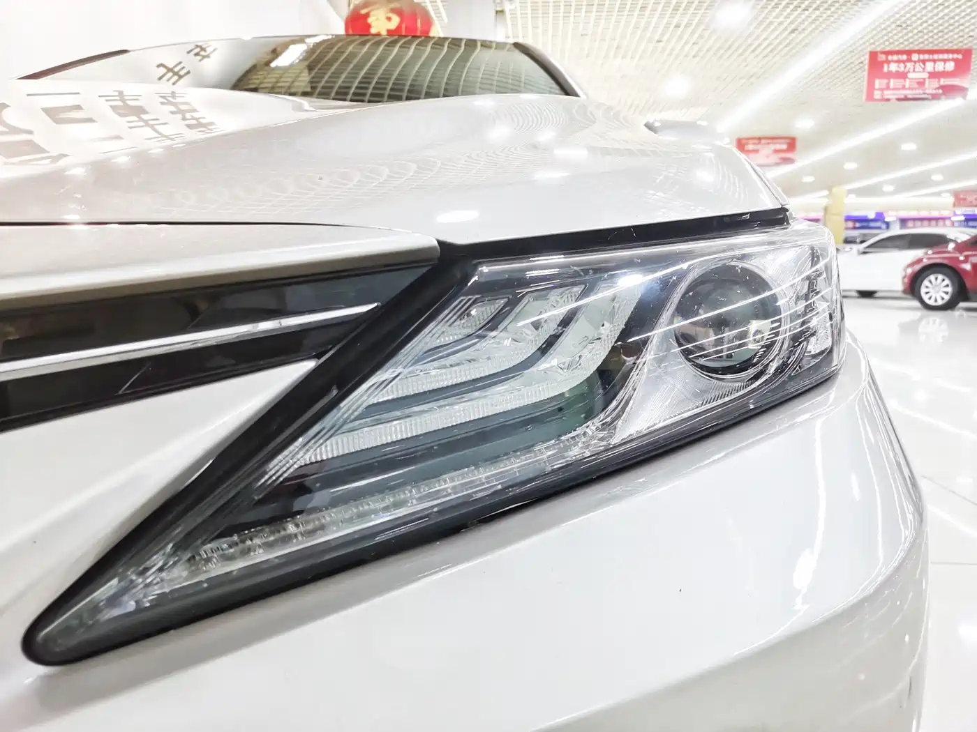 Toyota Camry 2021 Hybrid 2.5HG Luxury Edition фото 7