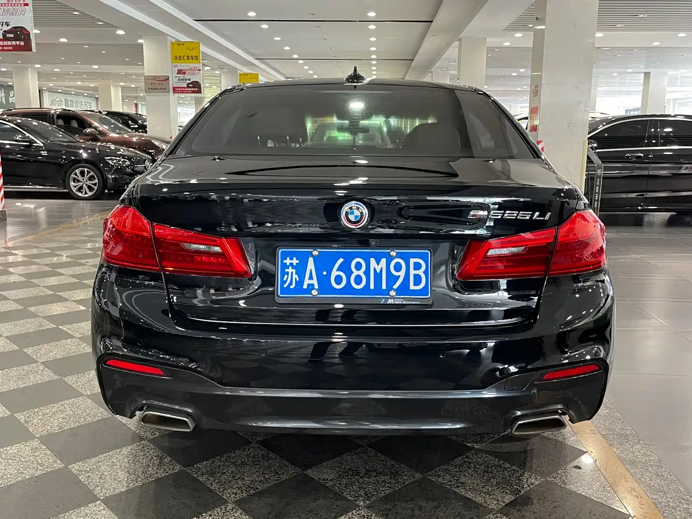 BMW 5 Series 2020 525Li M Sport Package фото 4