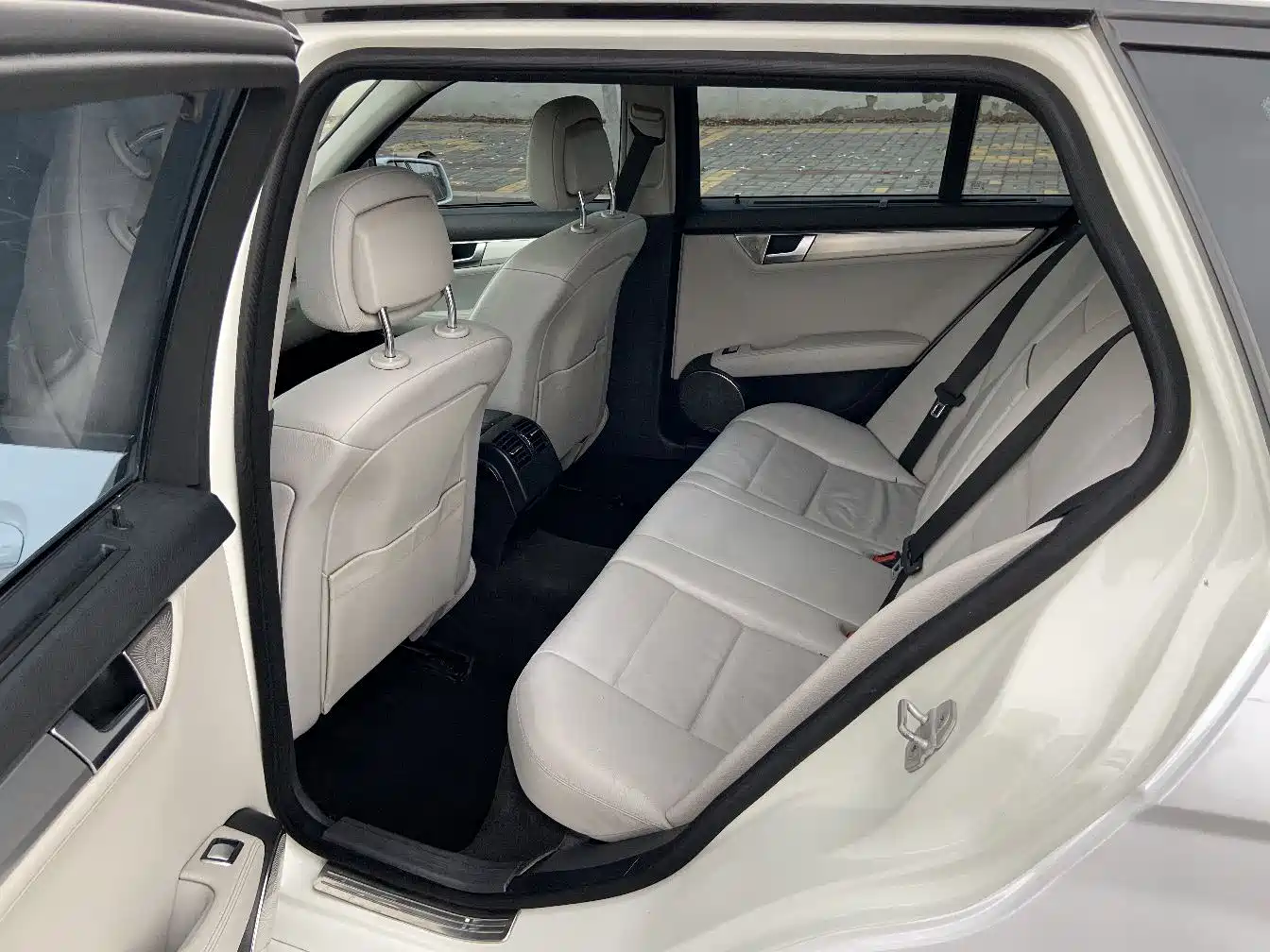 Mercedes-Benz C-Class (Import) 2011 C 200 Luxury Sports Wagon фото 9
