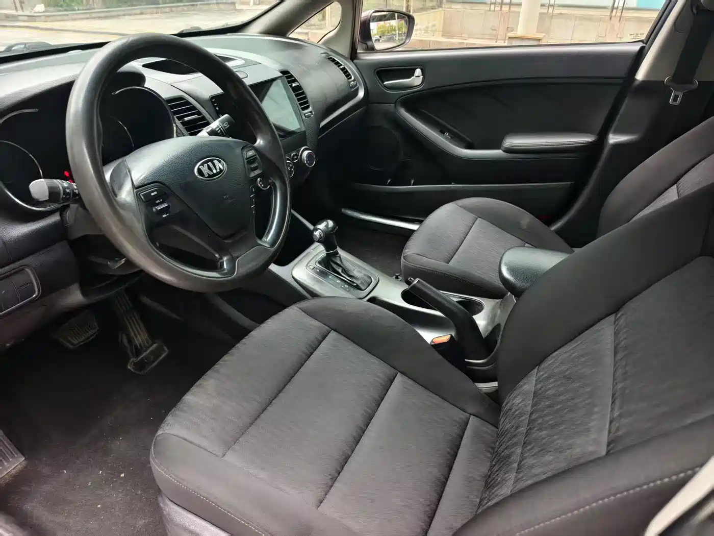 Kia K3 2015 1.6L Automatic GL фото 13