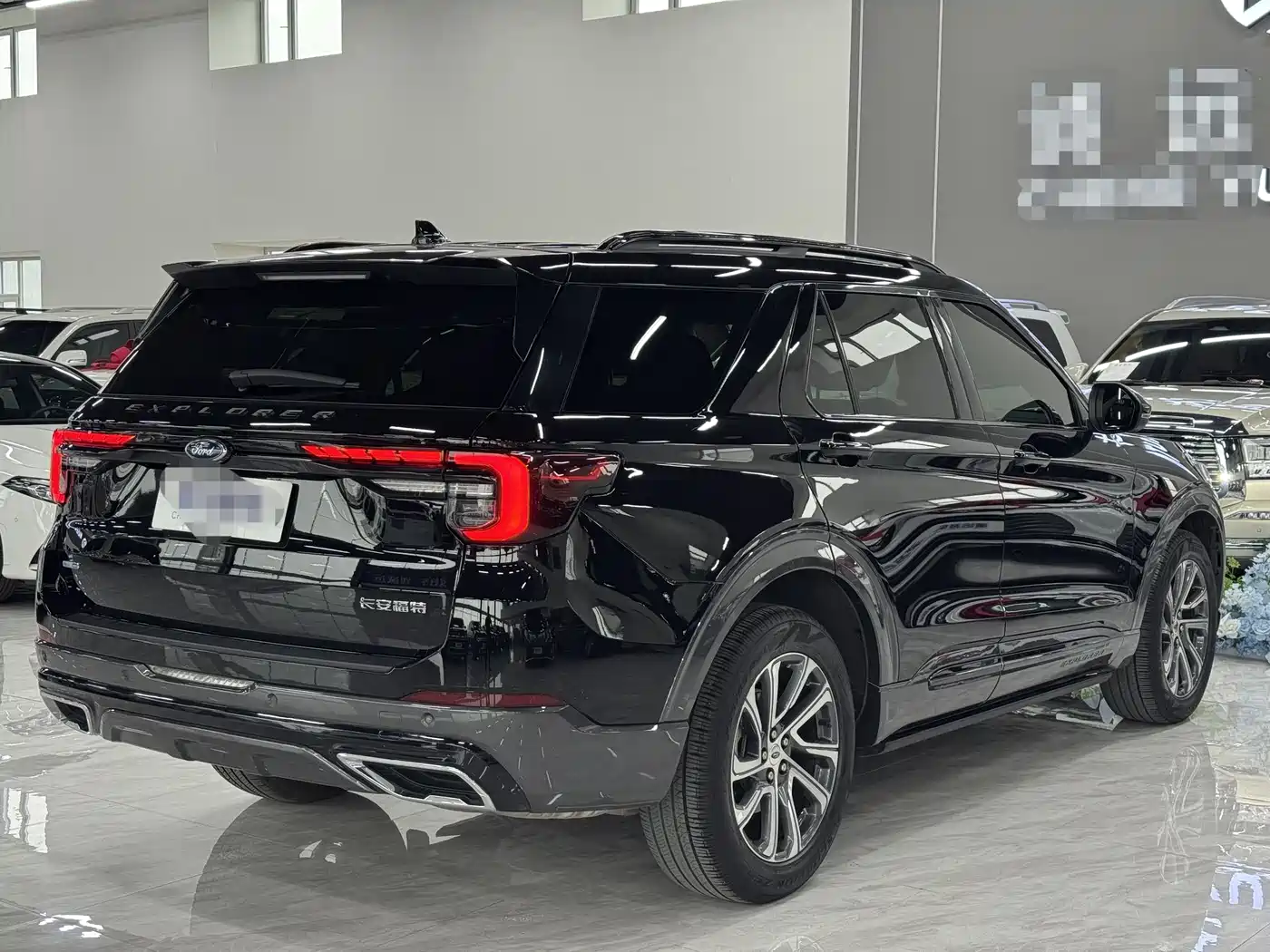 FORD EXPLORER