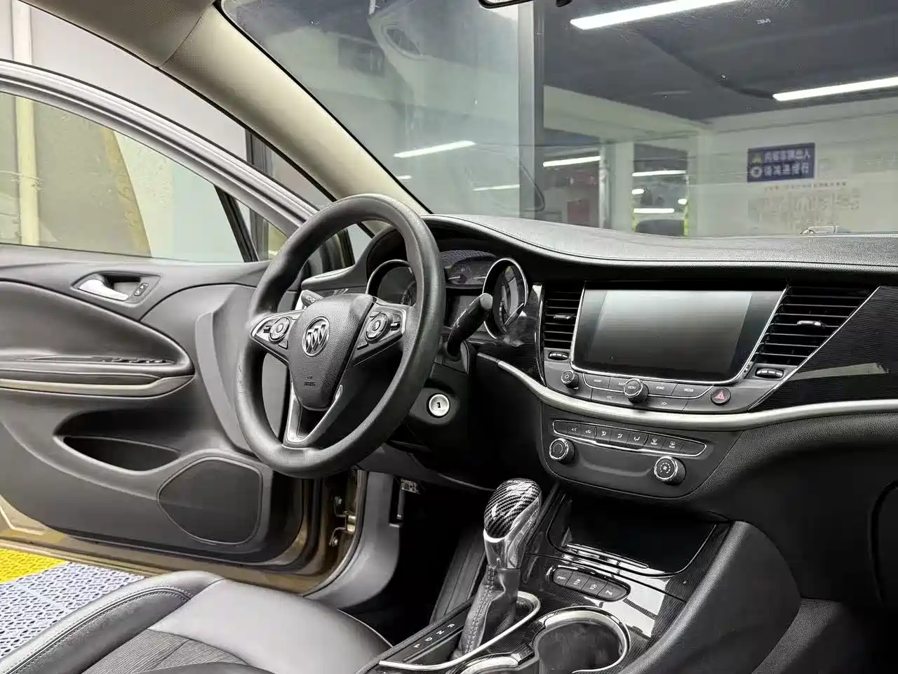 Фото 6 - Buick Verano