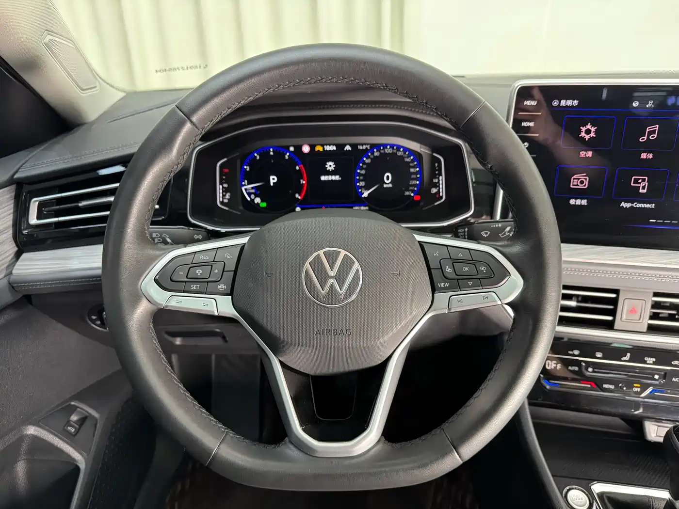 Volkswagen Sagitar 2023 280TSI DSG Surpass Plus Edition фото 22