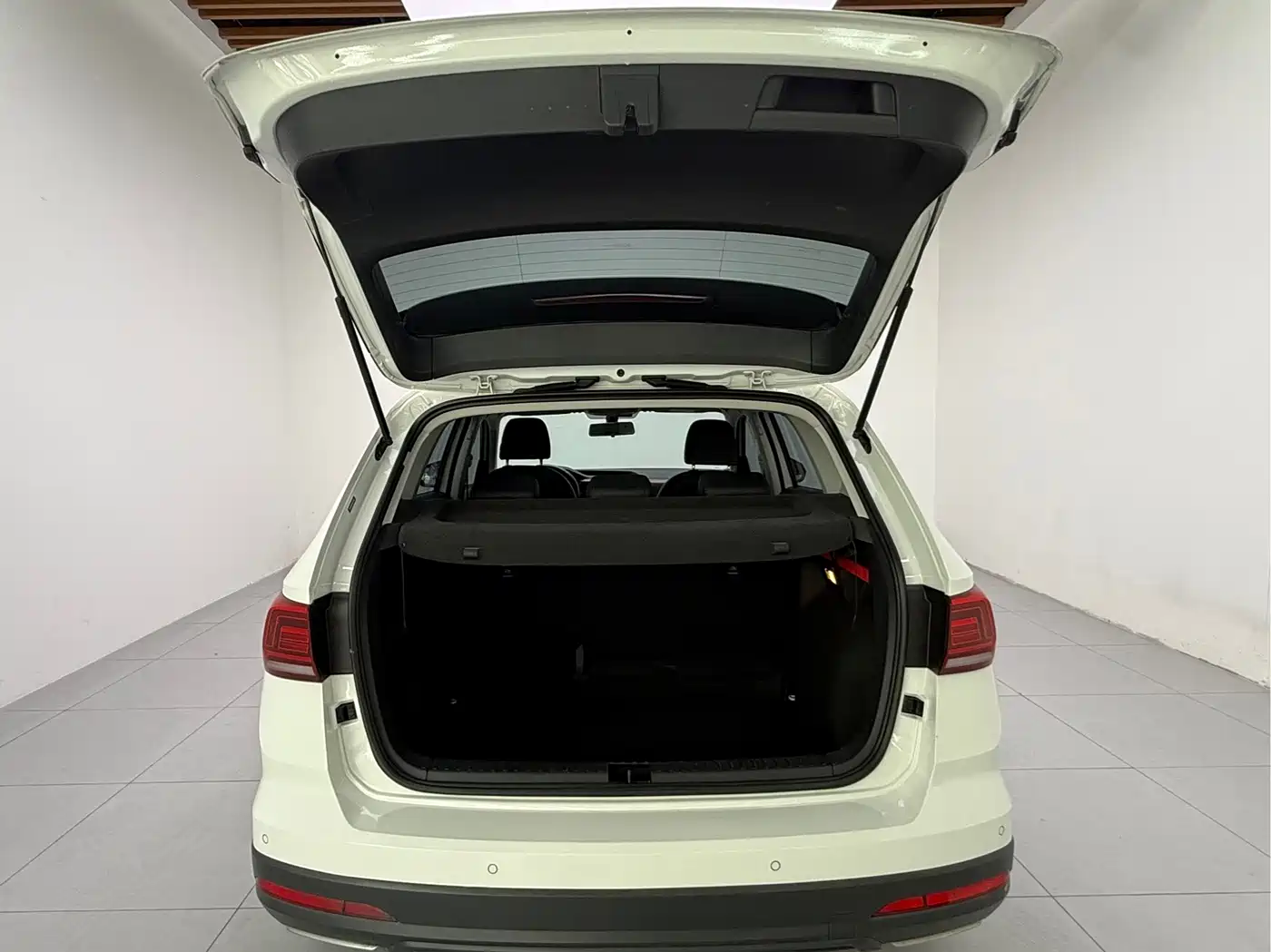 Volkswagen Tharu 2019 2019 280TSI 2WD Comfort Edition China VI