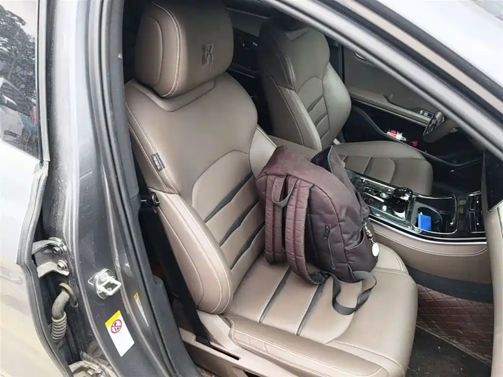 BYD Han 2025 DM-i 125KM Comfort фото 25