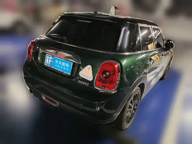 MINI 2016 1.5T COOPER 5-Door — фото 2
