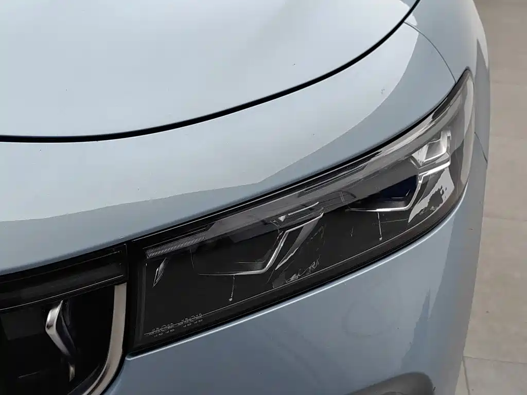 Voyah Auto VOYAH FREE 2021 2021 AWD Standard Range Extender Exclusive Luxury Package
