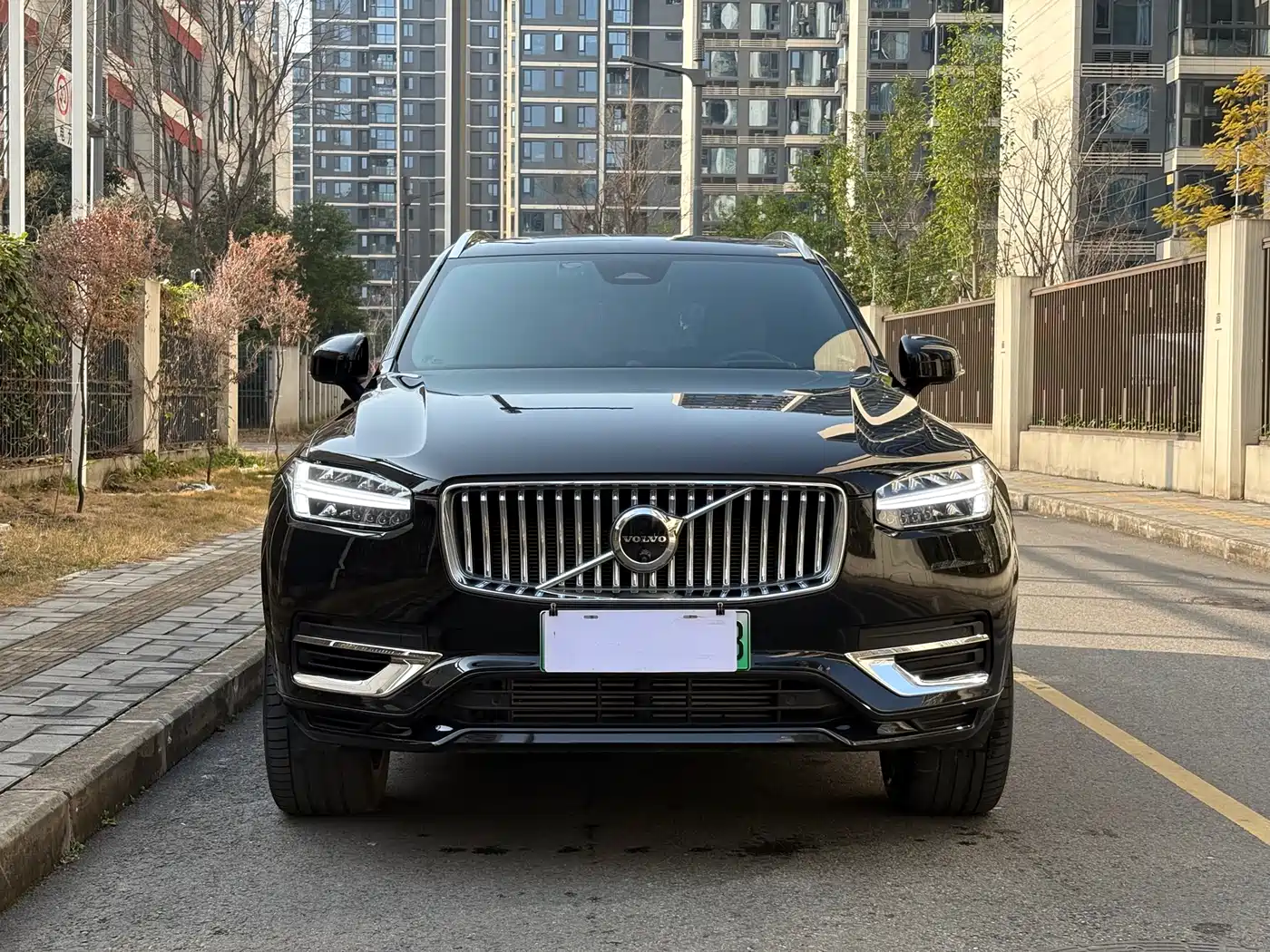 VOLVO XC90 PLUG IN HYBRID