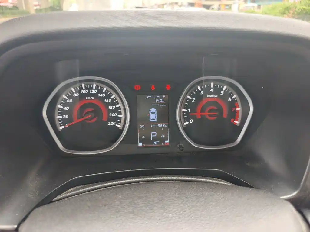 Soueast DX3 2017 2016 1.5T SRG CVT Flagship