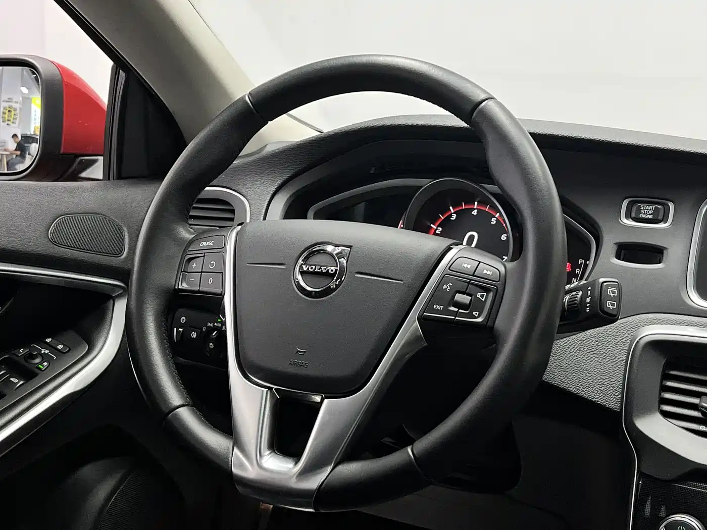 Volvo V40 2019 2019 T3 Momentum