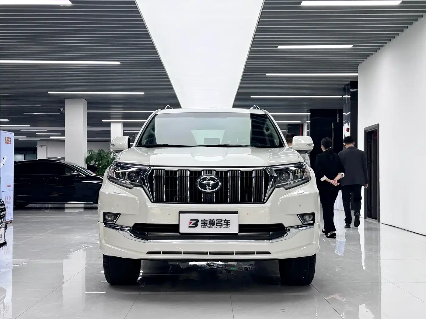 Toyota Prado 2019 3.5L Automatic TX-L Zunxiang Edition фото 2