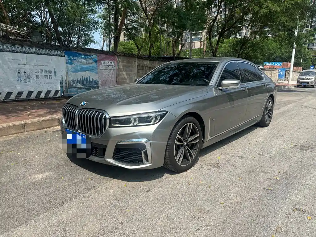 BMW 7 Series 2022 2021 Model 730Li M Sport Package