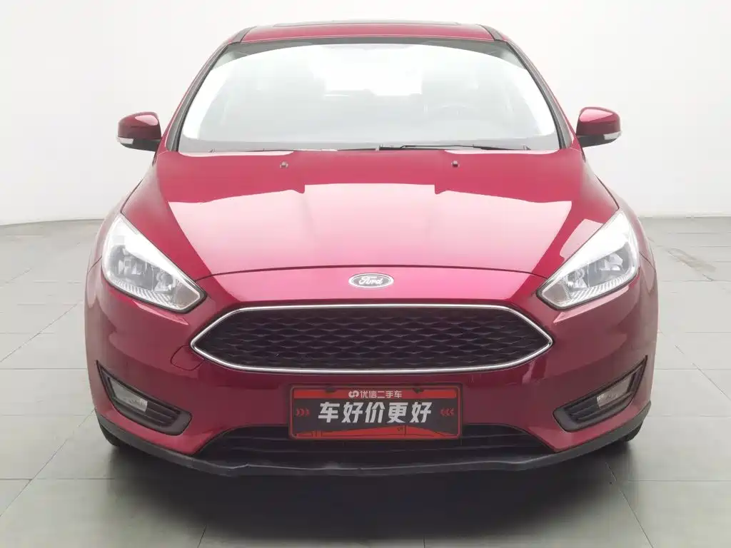 Фото 3 - Ford Focus