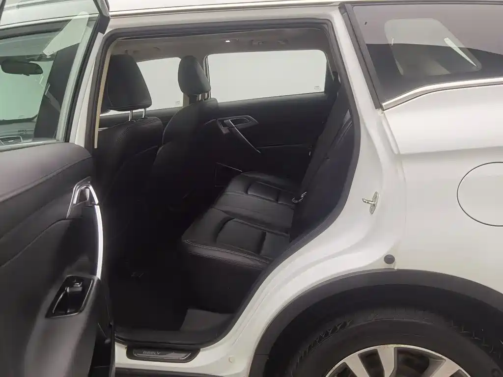 Geely Atlas 2016 2016 2.0L Manual Smart·Style Edition