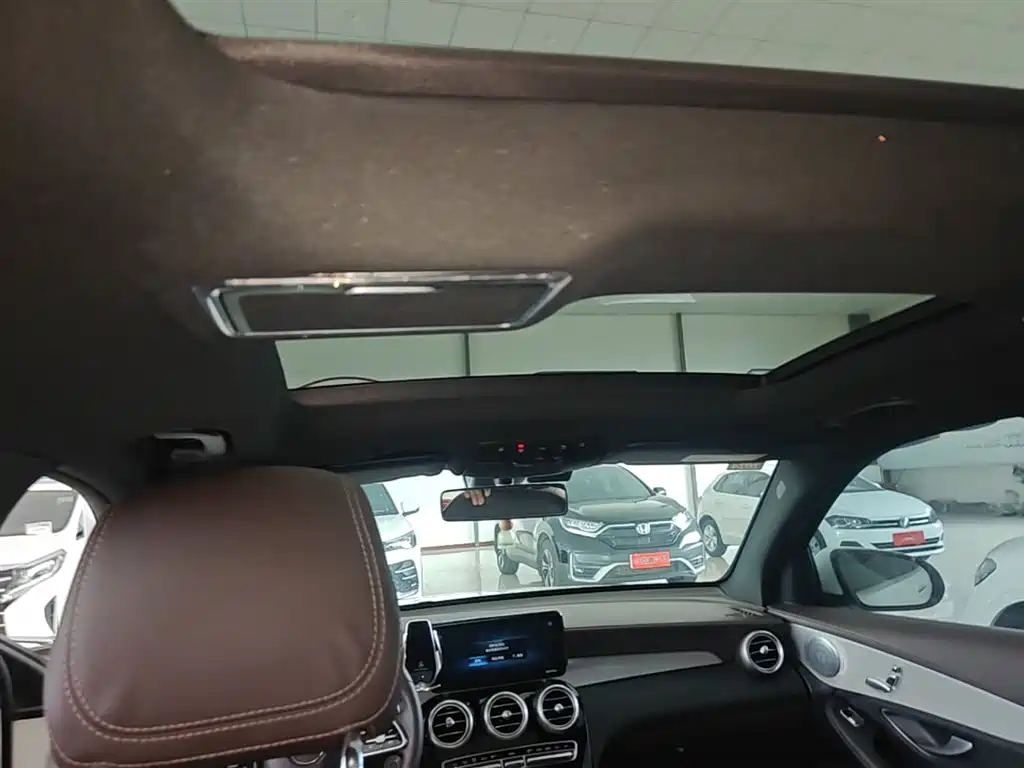 Mercedes-Benz GLC 2020 GLC 260 L 4MATIC Dynamic фото 18