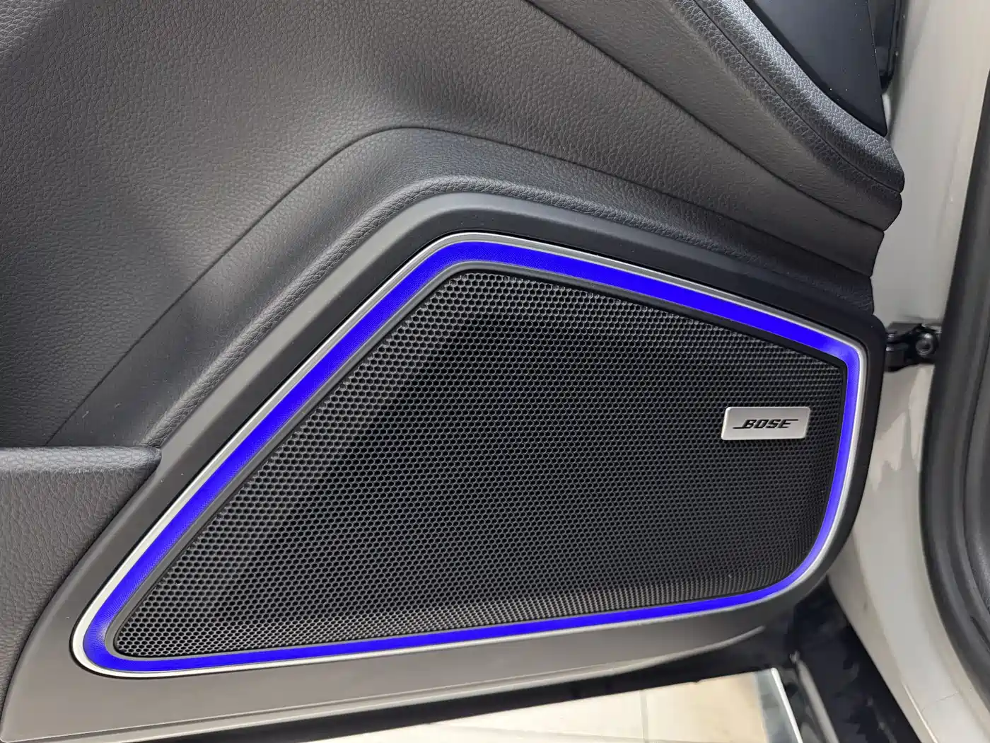 Porsche Panamera 2019 Panamera 4 Executive Long Wheelbase 2.9T фото 6