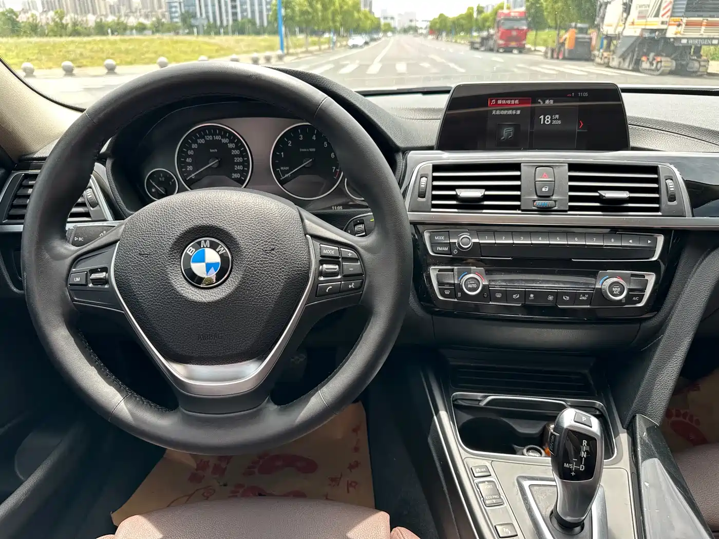 BMW 3 Series 2018 320Li Fashion Style фото 12