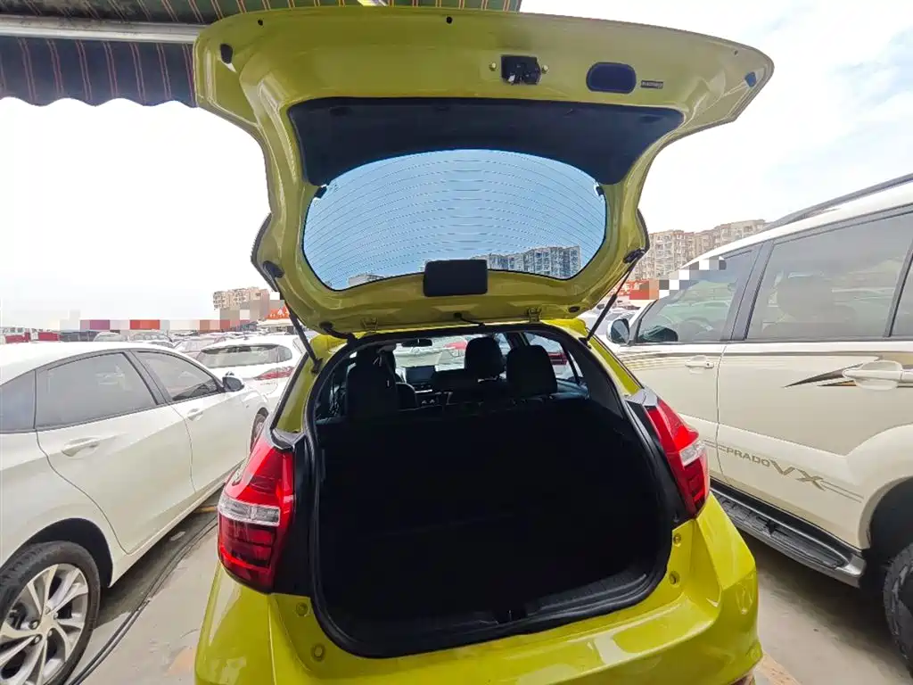 Toyota YARiS L Zhi Xuan 2019 1.5E CVT MeiDong Edition China VI фото 19