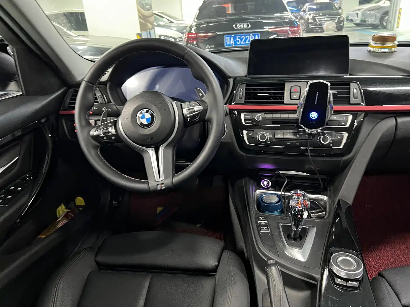 Photo 6 - BMW 3 Series