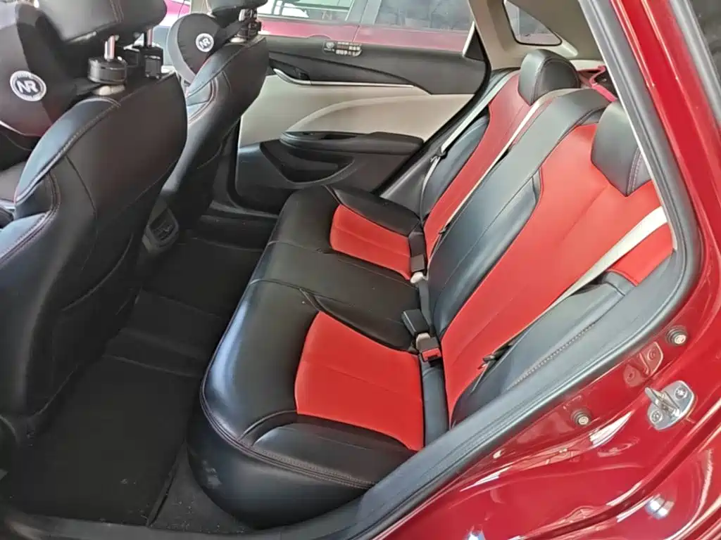 Фото 17 - Buick Excelle