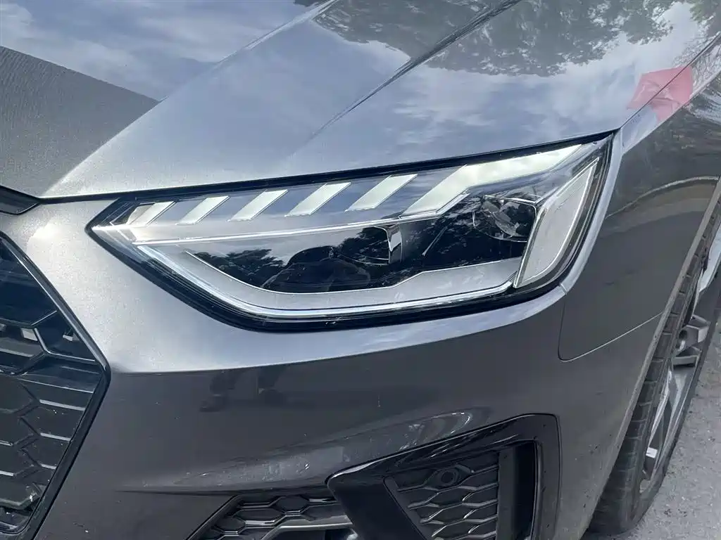 Audi A4L 2022 40 TFSI Luxury Dynamic фото 19