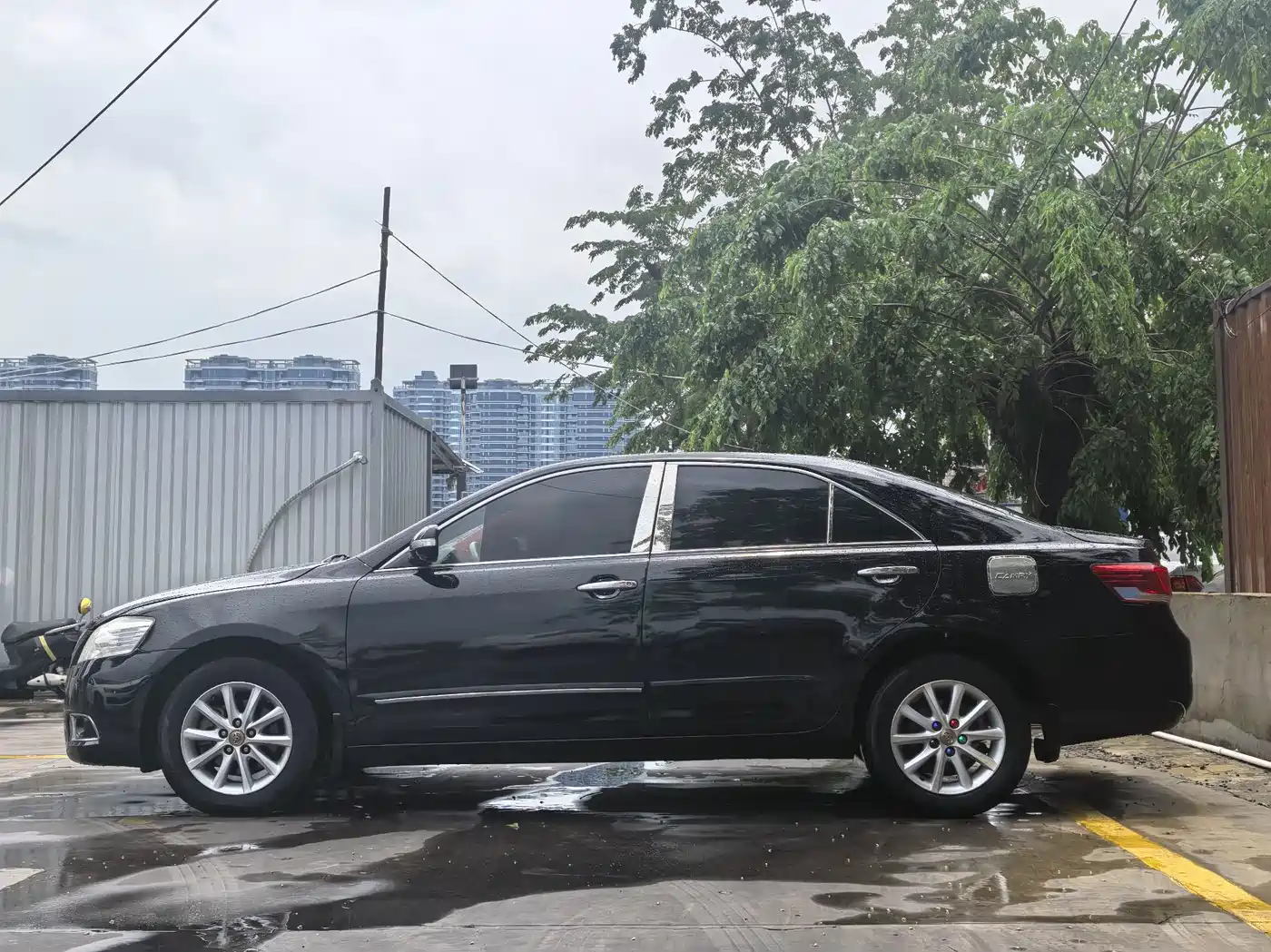 Фото 10 - Toyota Camry