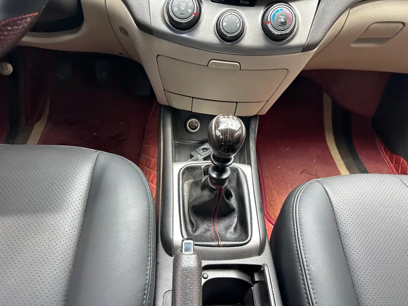 Hyundai Elantra 2011 1.6L Manual Comfort фото 10