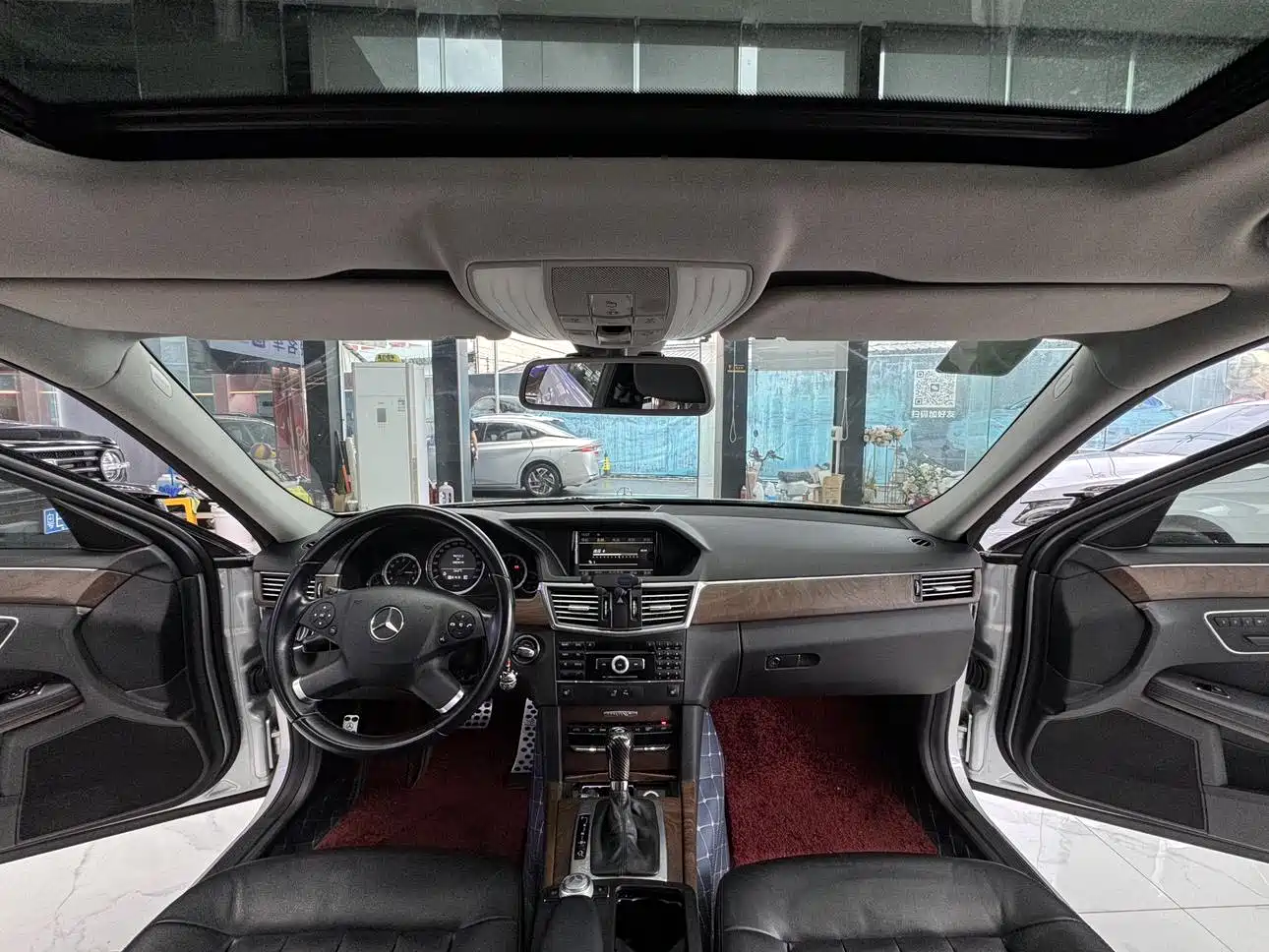 Mercedes-Benz E-Class (Import) 2010 E 200 CGI Elegance фото 10