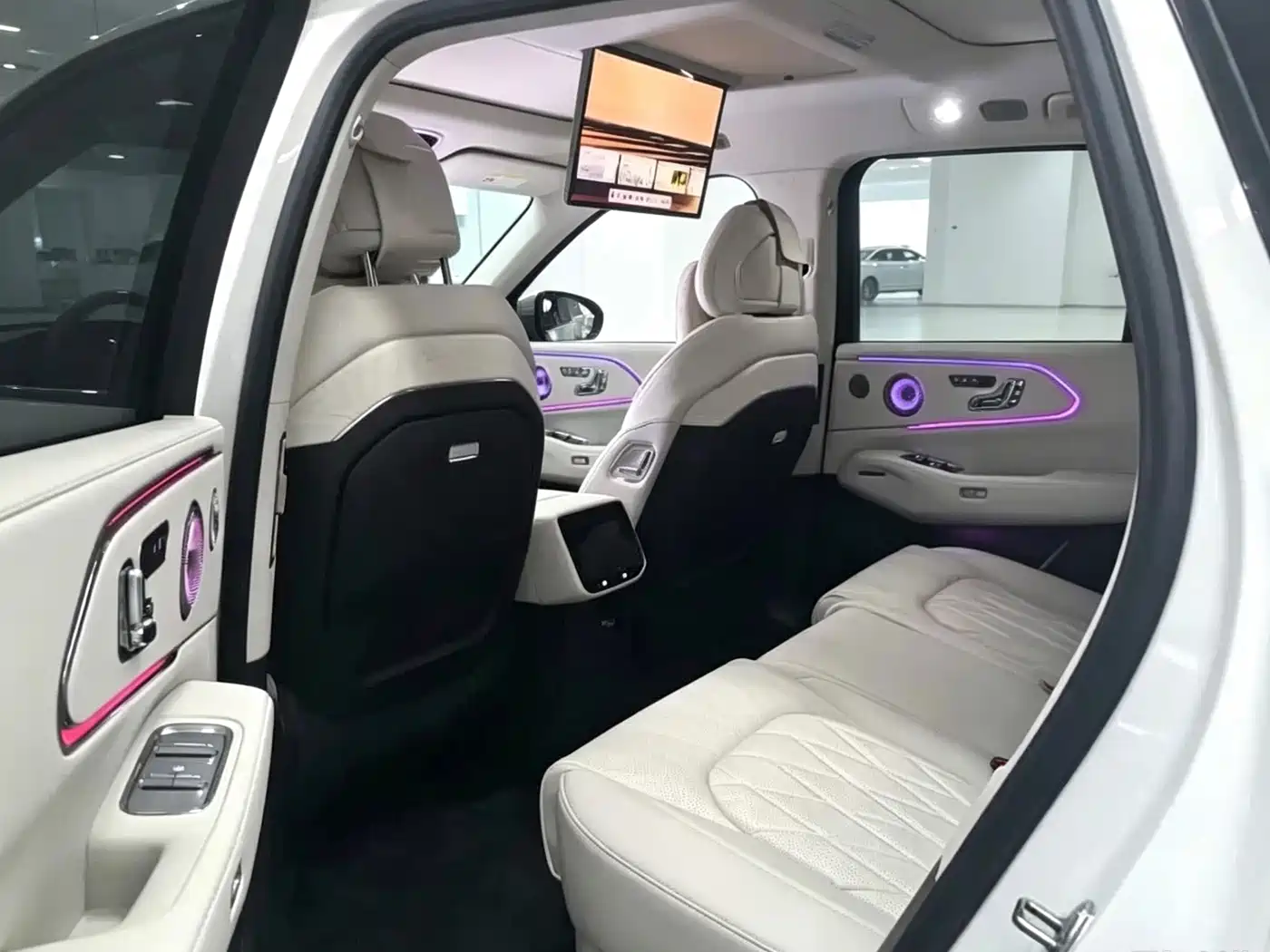 ZEEKR 8X 2026