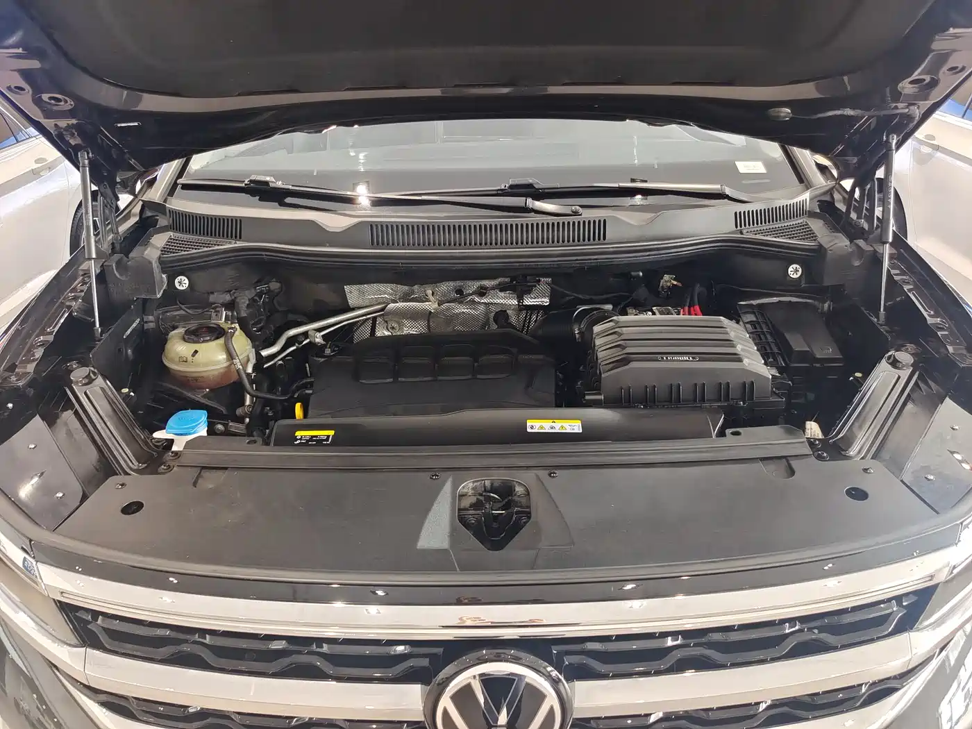 Volkswagen Talagon 2022 380TSI 4WD Luxury Premium Pro Edition 6-seater фото 6