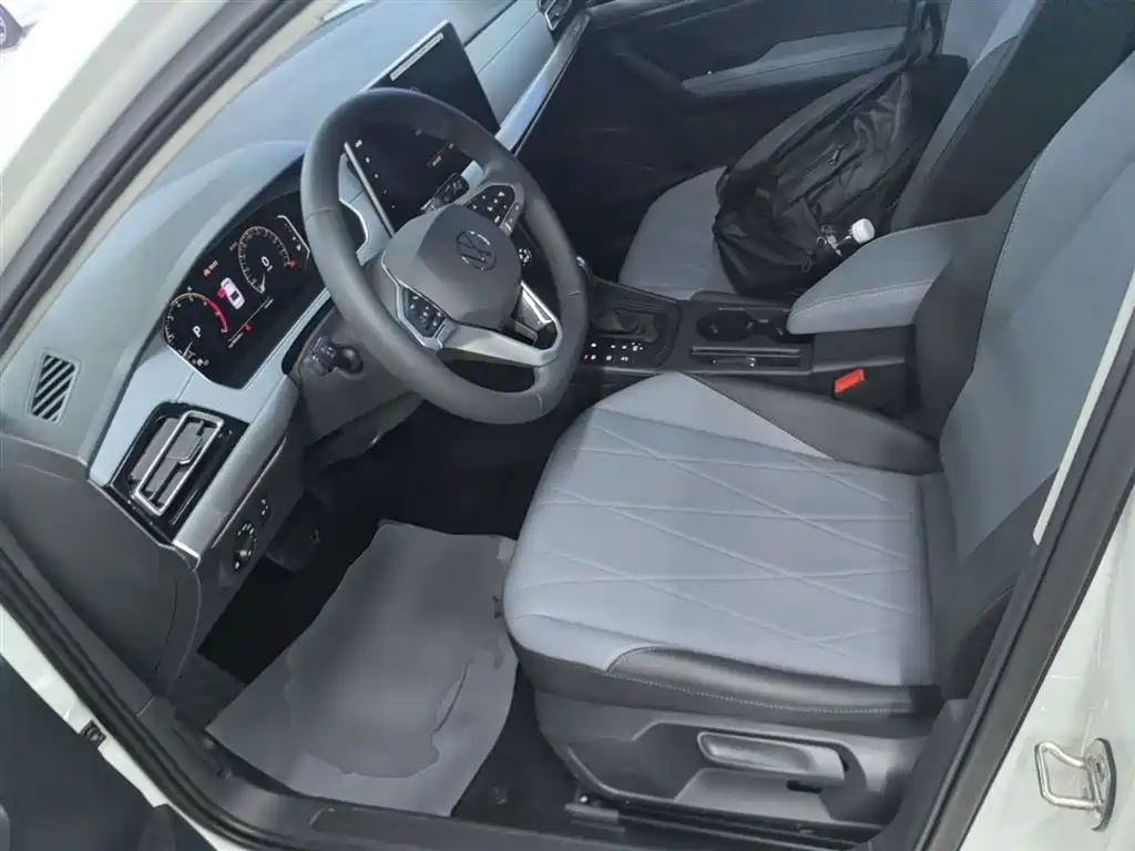 Volkswagen Lavida 2024 Model 1.5L Automatic Starlight 5 Million Edition фото 15