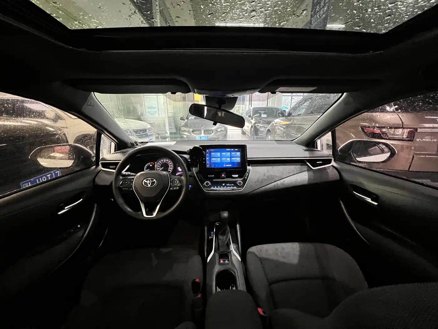 Toyota Levin 2022 185T CVT Luxury Edition фото 8