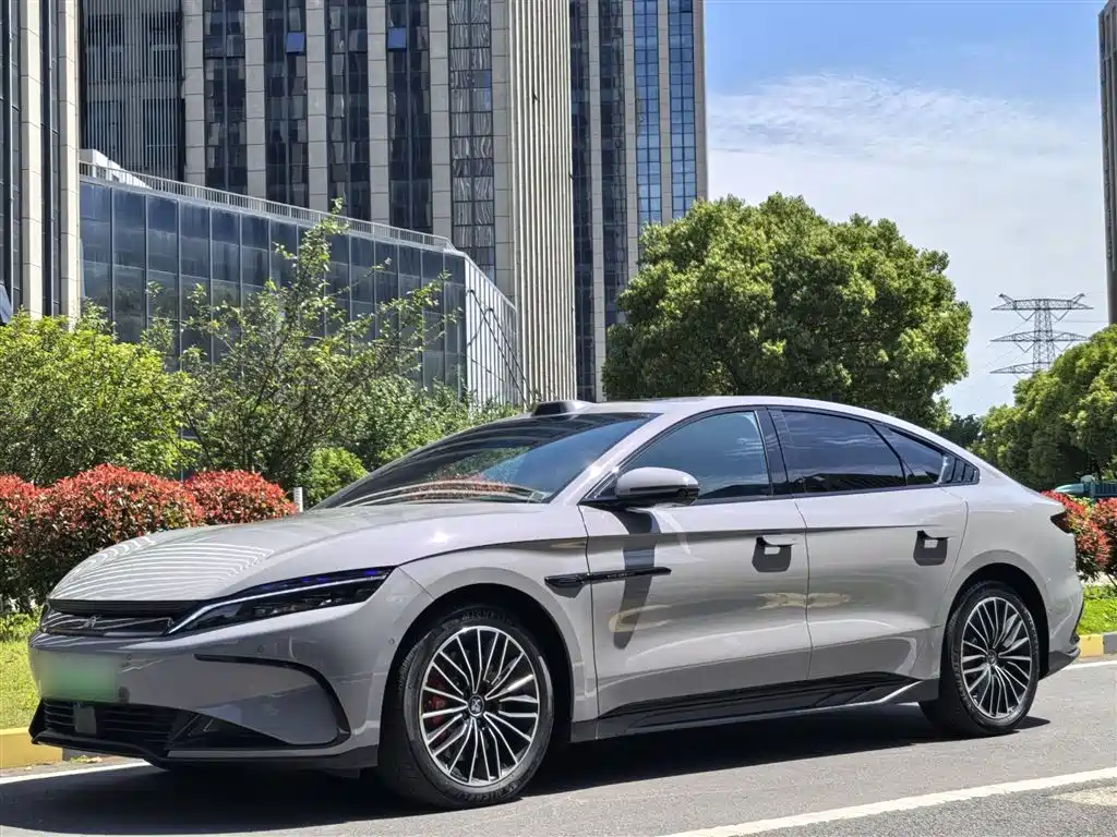 BYD Han 2025 EV Smart Driving Edition 701KM LiDAR Flagship