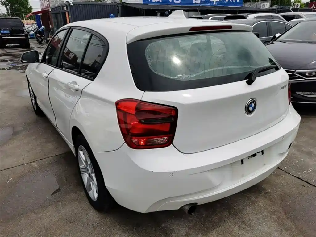 BMW 1 Series (Import) 2013 Facelift 116i Leading Model фото 5