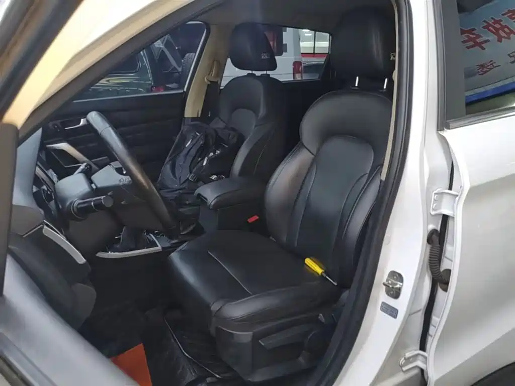 Haval H2 2016 Red Label 1.5T Manual 2WD Elite фото 15