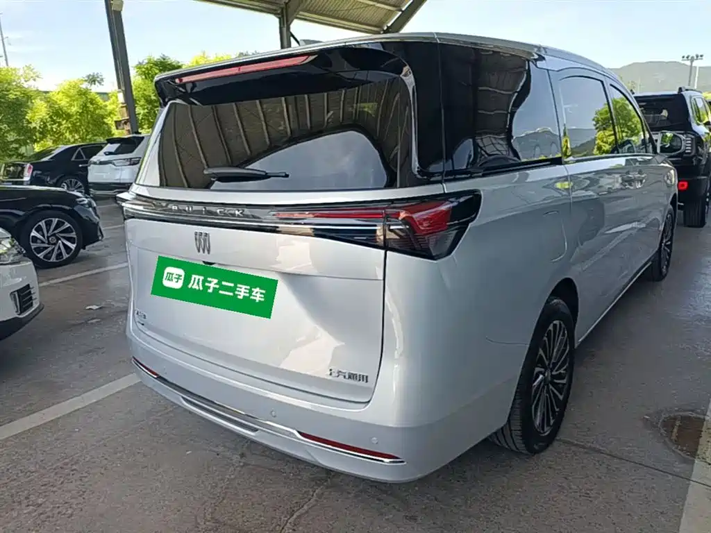 Buick GL8 New Energy 2025 Land Honor Premium Edition 7-Seater фото 7
