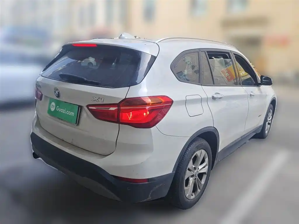 BMW X1 2016 sDrive18Li Premium Model фото 4