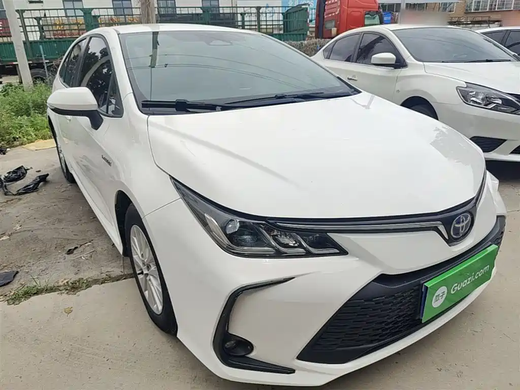 Toyota Corolla 2023 1.8L Smart Hybrid Dual Engine Pioneer Edition фото 4