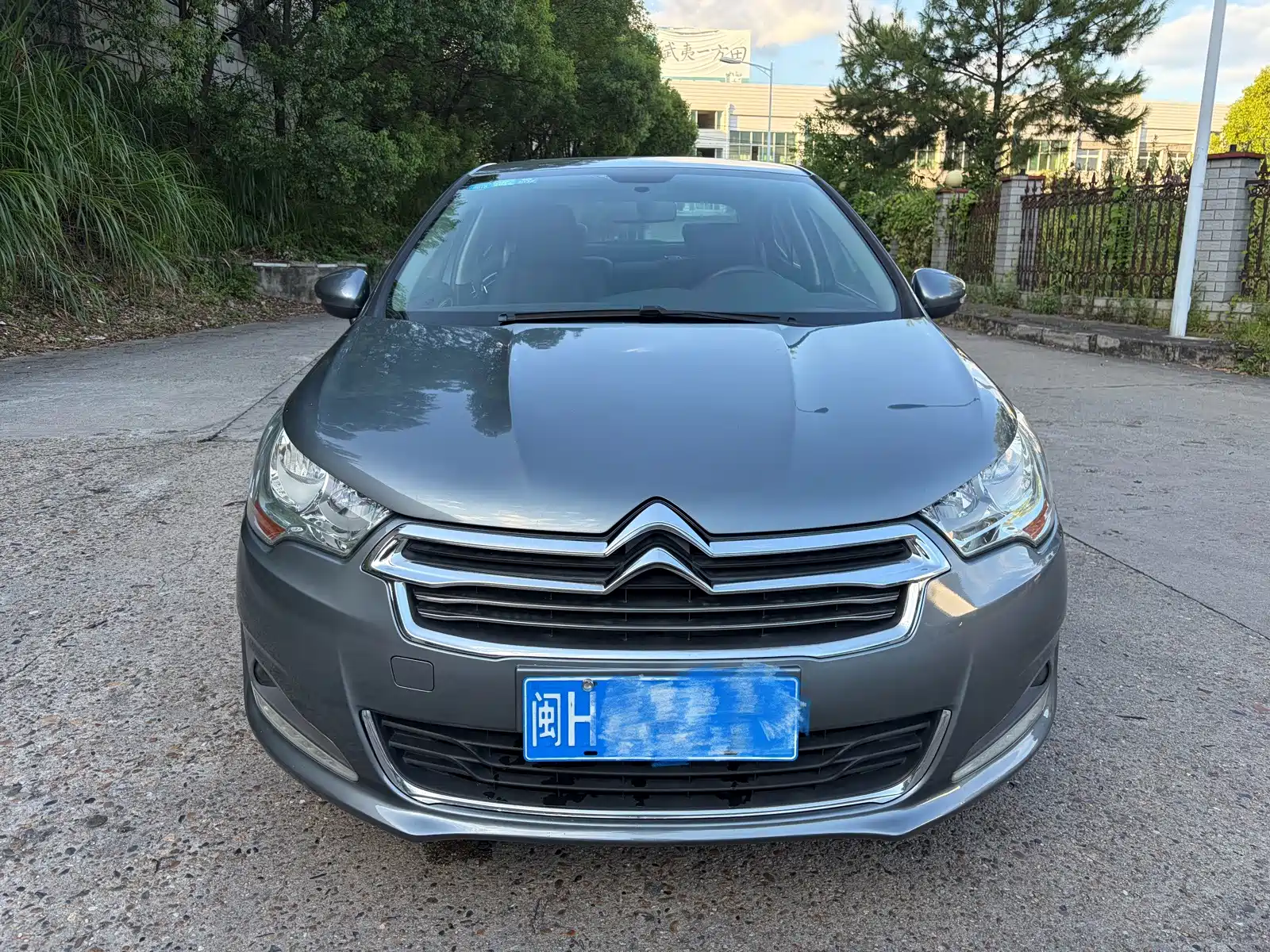 Фото 2 - Citroën C4L