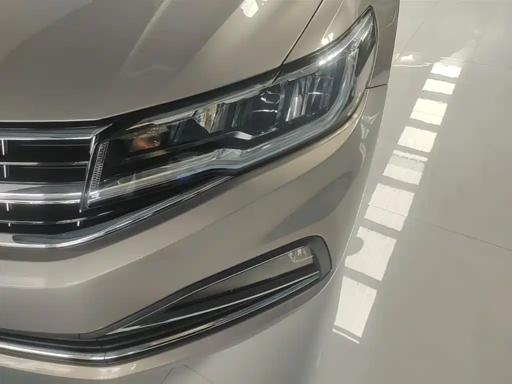 Volkswagen Bora 2019 1.5L Automatic Comfort Type фото 24