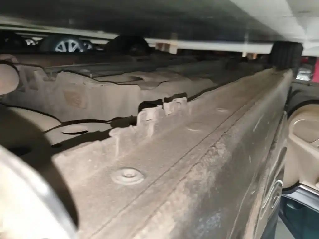 Roewe 950 2017 2012 2.0L Comfort Edition