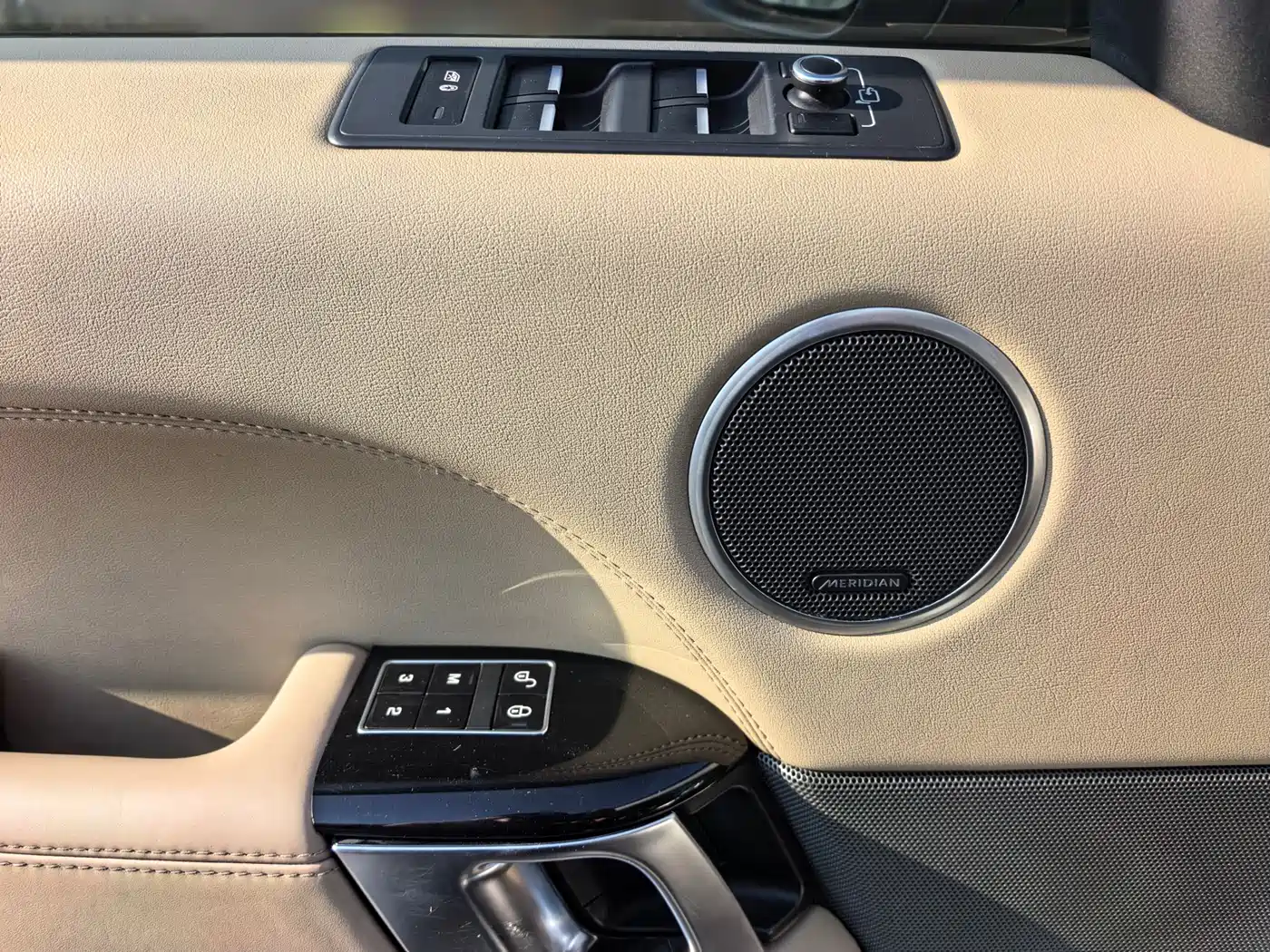 Land Rover Range Rover Sport 2014 3.0 SC V6 HSE фото 25