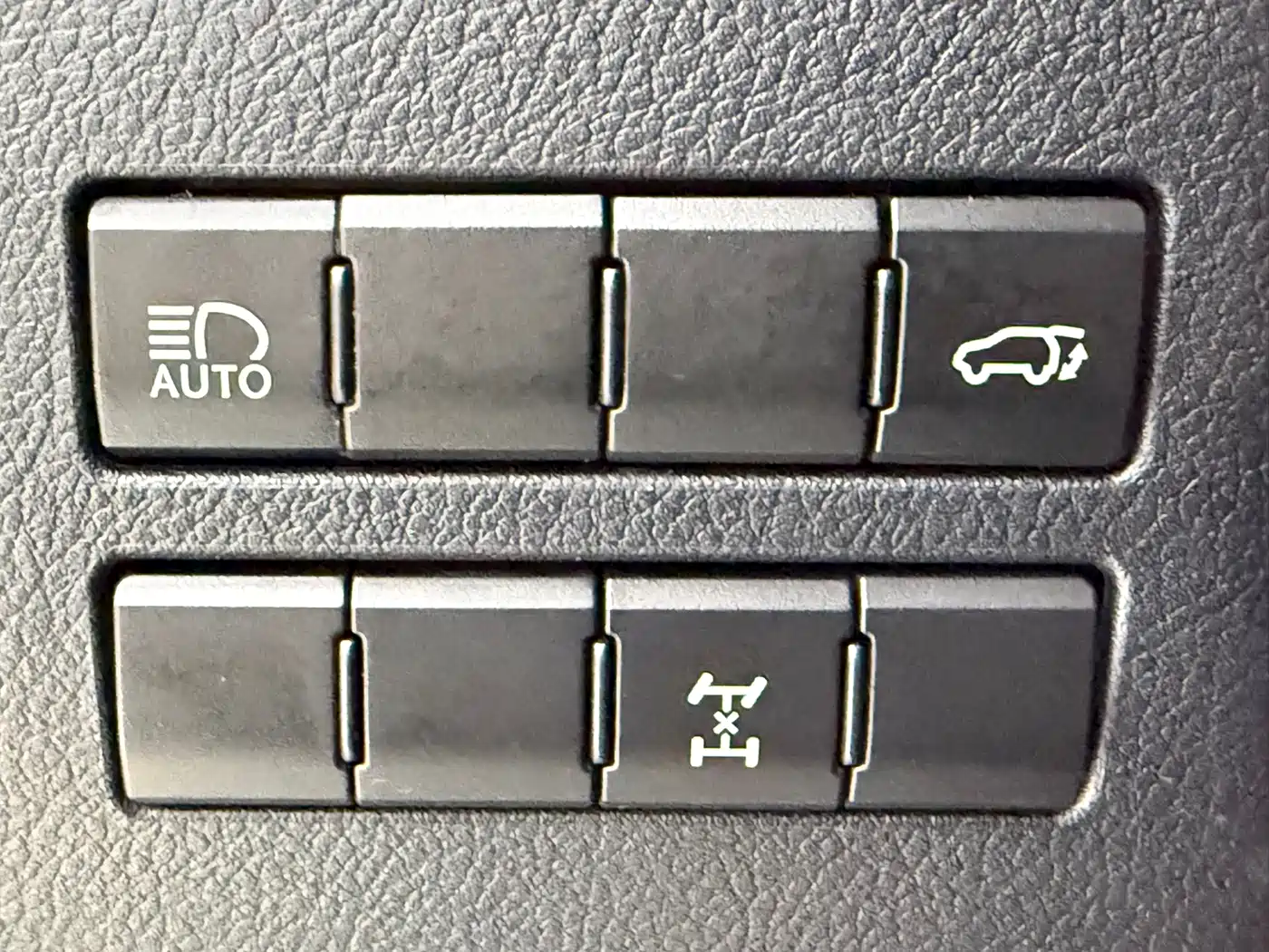 Фото 14 - Lexus NX