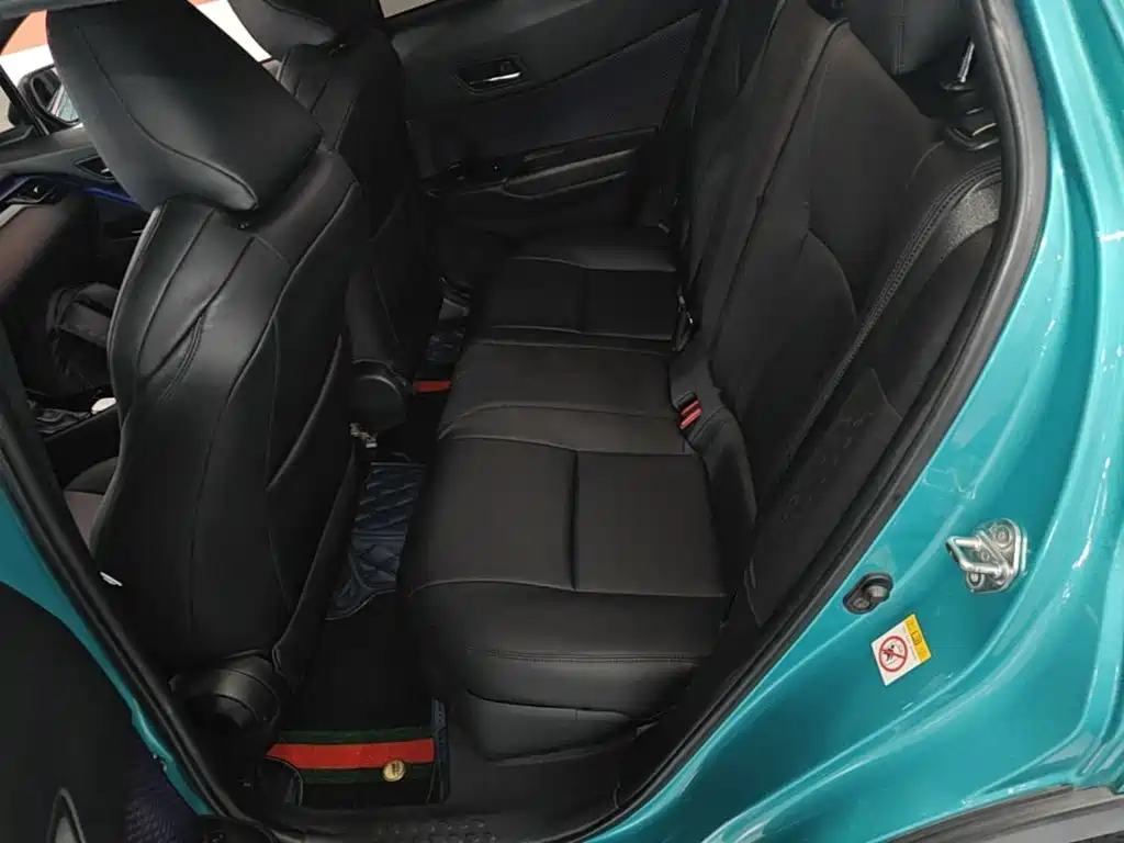 Photo 17 - Toyota C-HR
