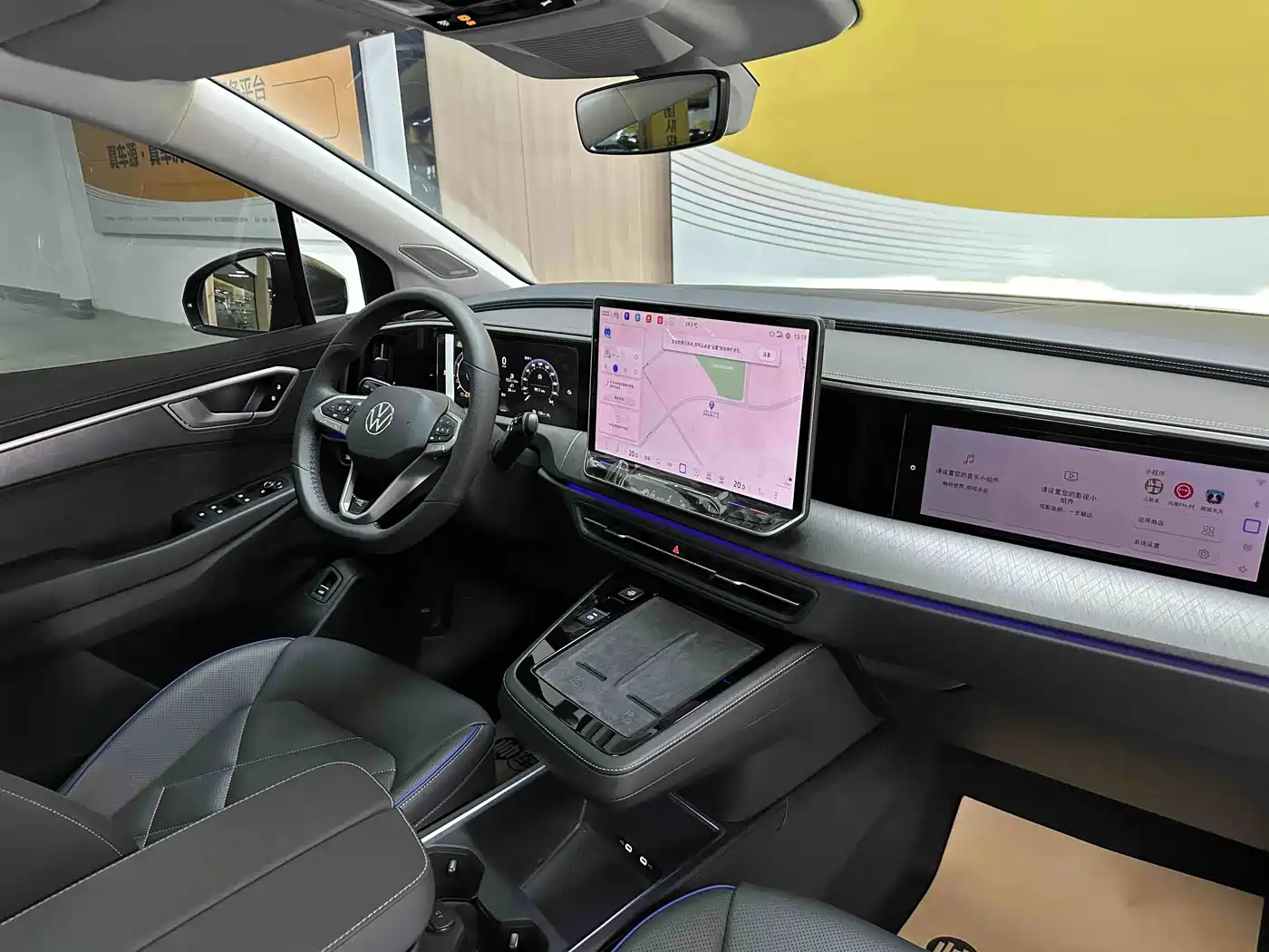 Volkswagen Talagon 2025 2025 450TSI R-Line 6-Seater