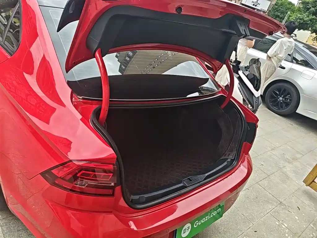 Volkswagen Lamando 2021 Facelift 280TSI DSG Comfort Edition фото 19